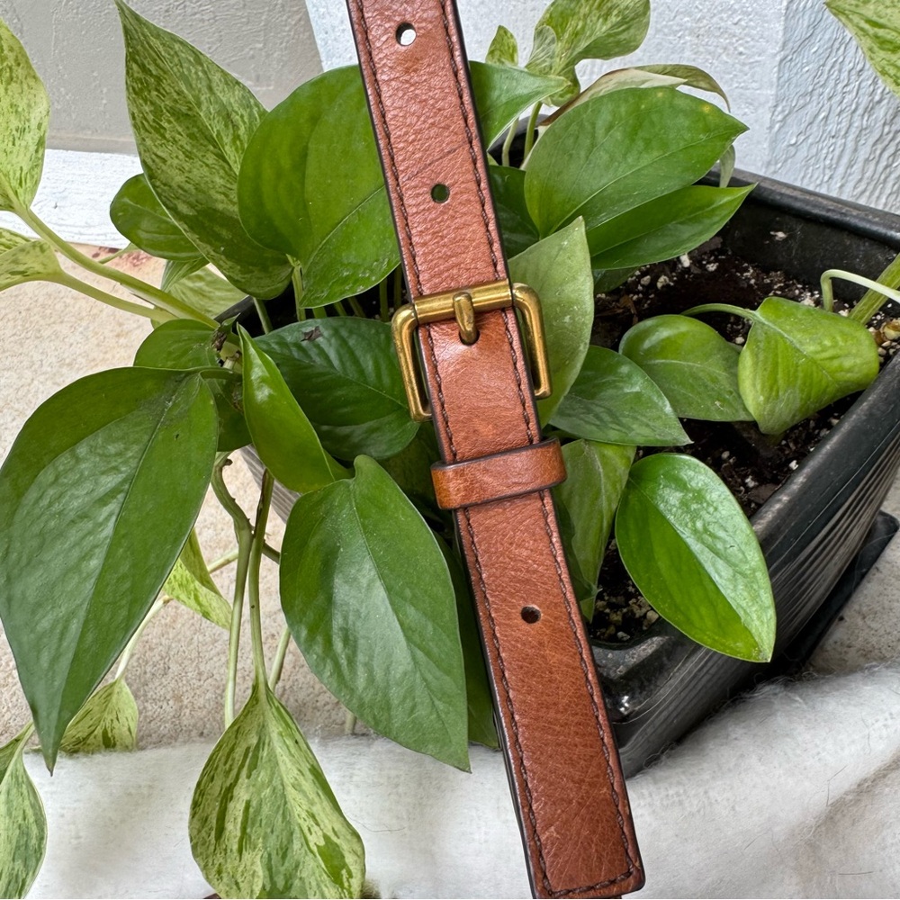 Fossil Emi Saddle Bag leather cross body messenger shoulder bag adjustable strap - Picture 12 of 16